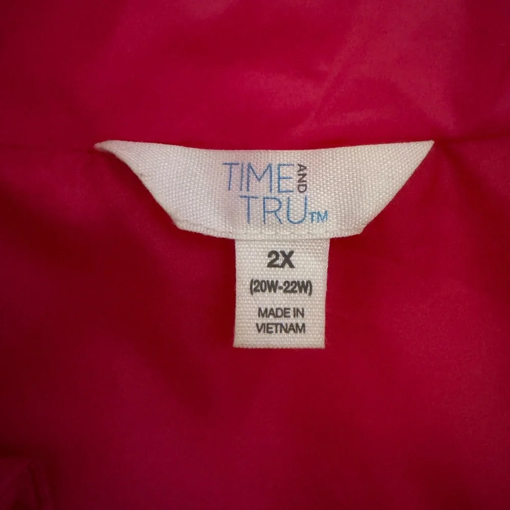 Vibrant Pink Quilted Vest - Picture 3 of 3